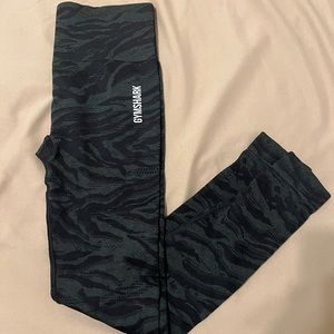 SOLD Gymshark Adapt Animal Seamless Leggings